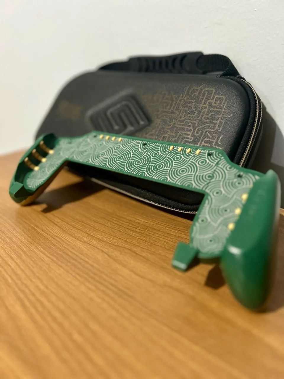 Case e Suporte dos Joycons da Marca Satisfye  - Foto 3