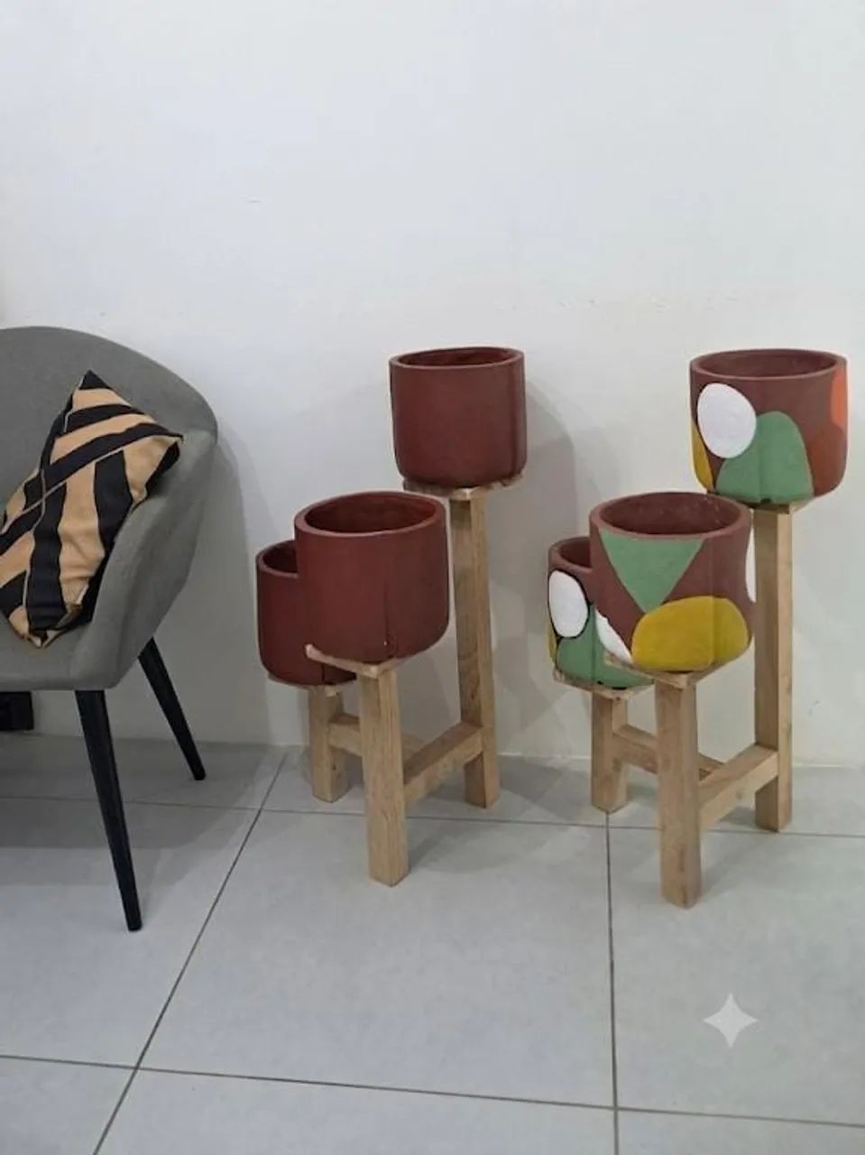 Jarros kit com 3 vasos e suporte