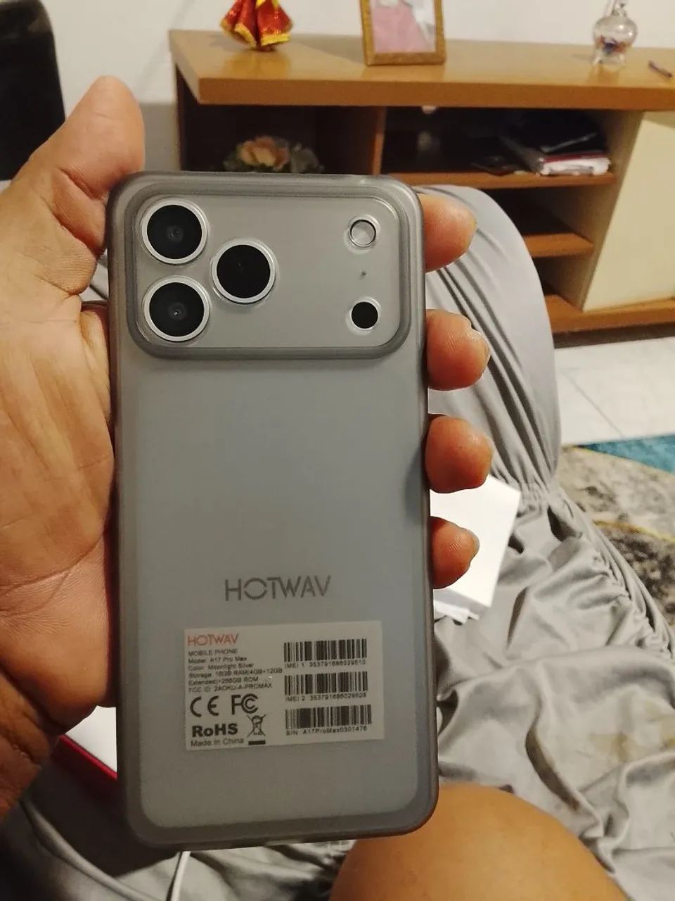 Vendo ou troco HOTWAY A17 PRO MAX  - Foto 3