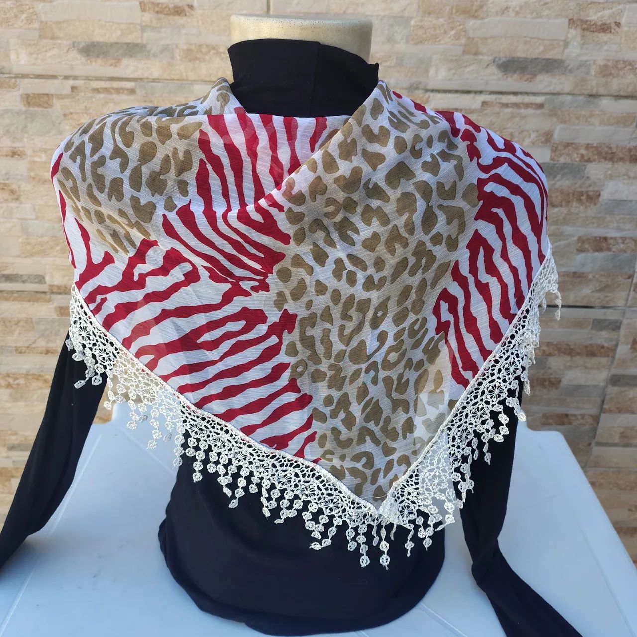 Xale de Renda Feminino - Versátil e Elegante para Diversos Looks ? - Apenas R$ 35 cada" - Foto 4