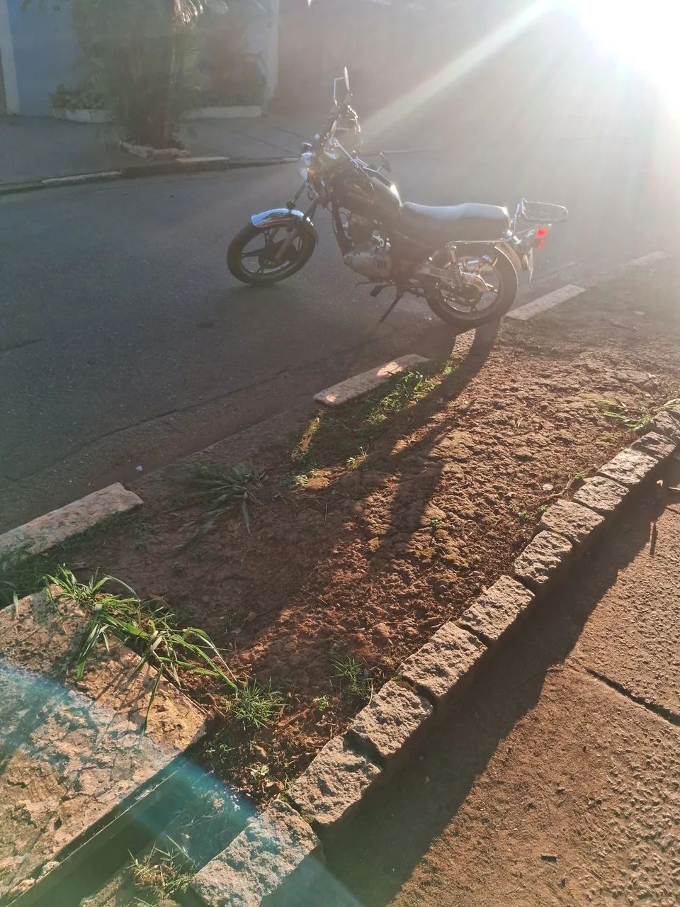 Intruder 125 - Foto 4