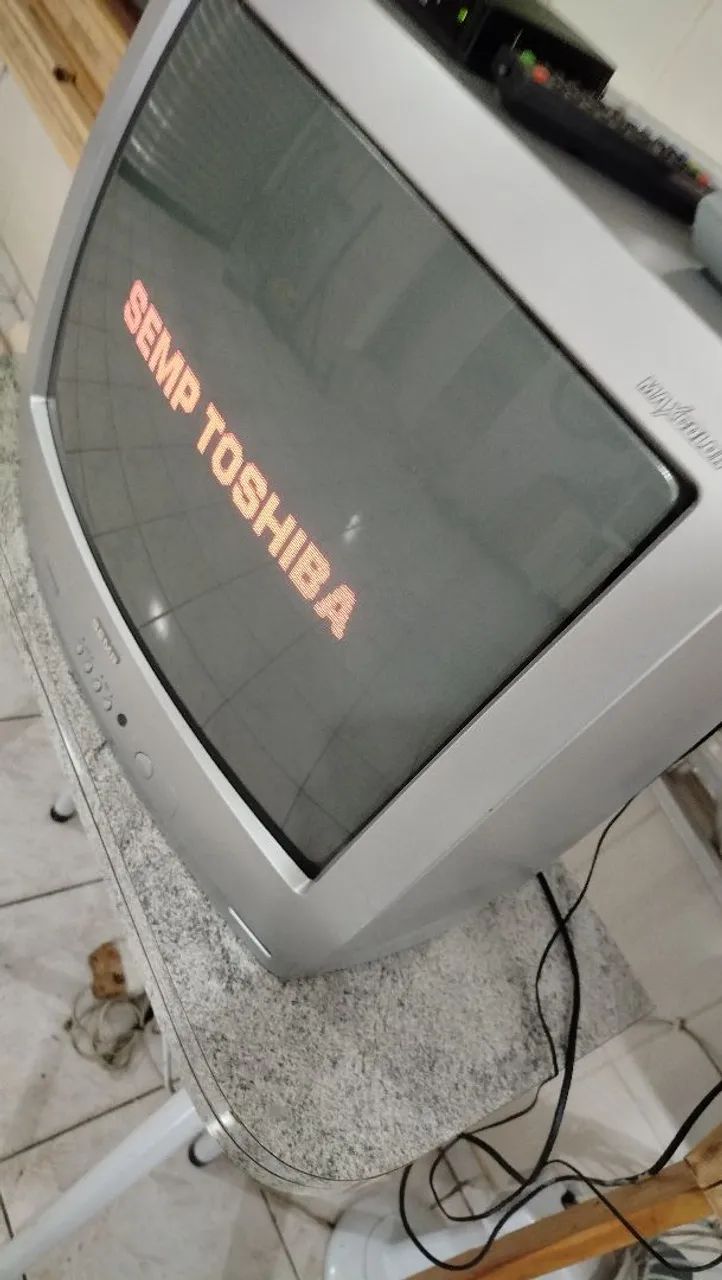 Tv Semp Toshiba 20 polegadas de tudo raridade bom funcionando excelente estado  - Foto 3