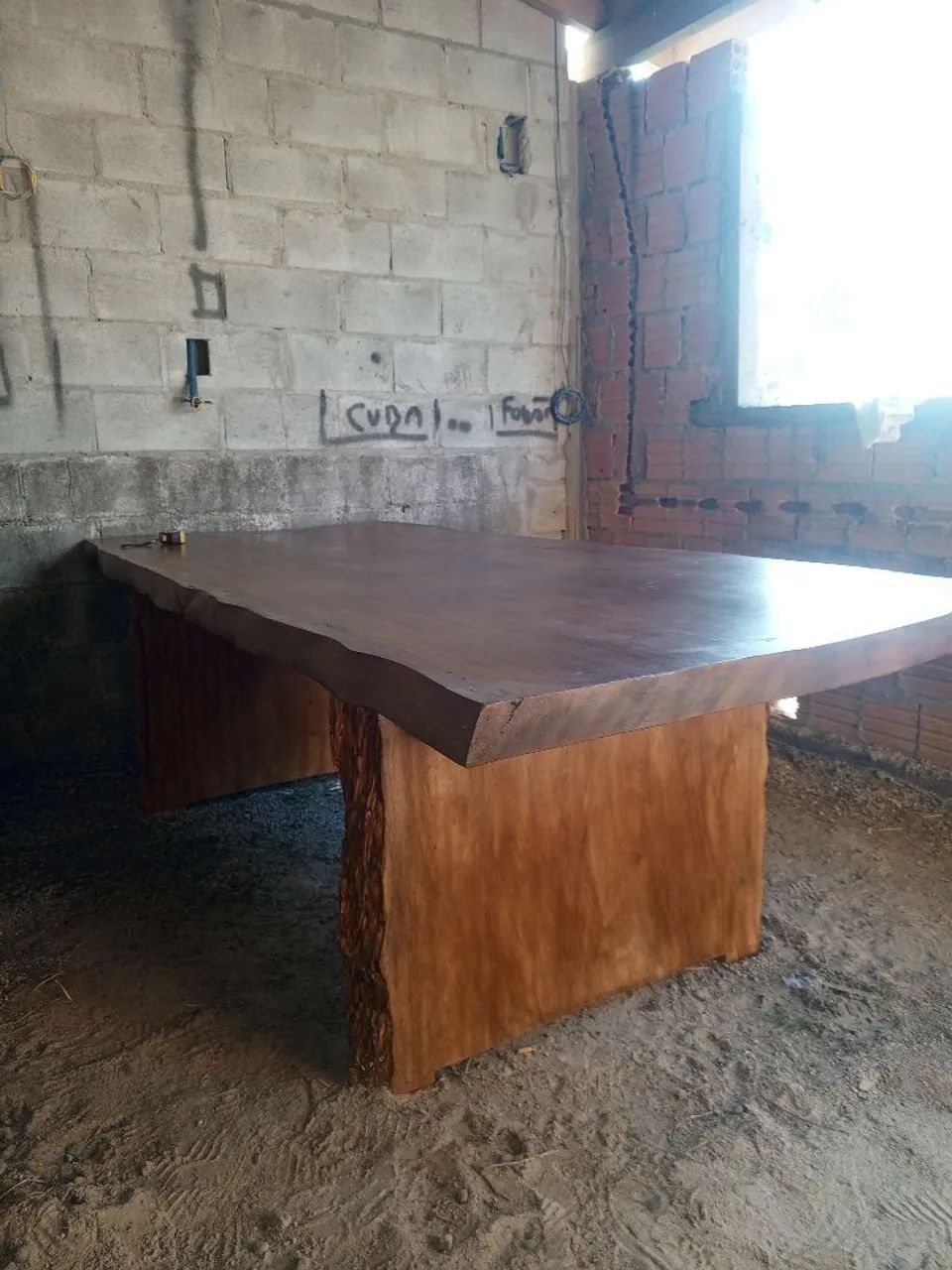 Mesa toda em madeira do norte maciça 