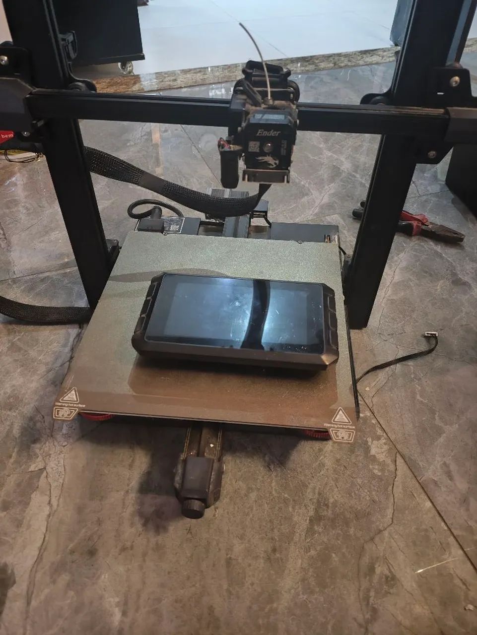 Impressora 3D Ender 3 S1 Plus + Acessórios e peças extras - Foto 4