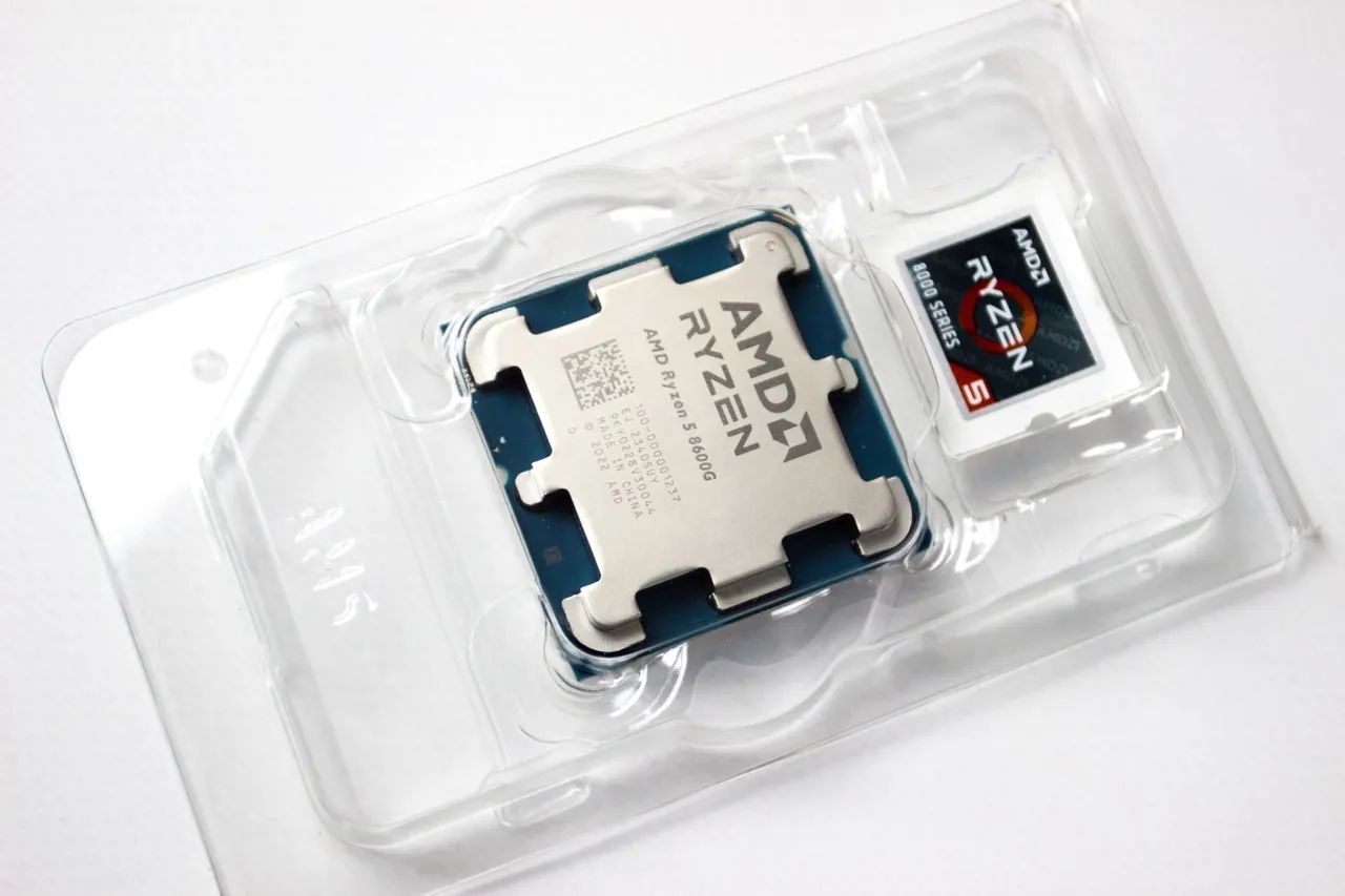 Processador AMD Ryzen 5 8600G, 6-Core, 12-Threads, 4.3GHz (5.0GHz Turbo), Cache 22MB, AM5
