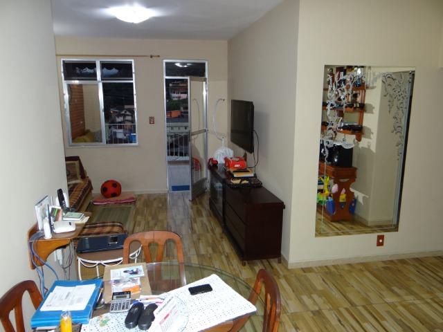 Casa com 2 moradias, 4 vagas e 1 salão de festas no Bairro Castrioto - Foto 6