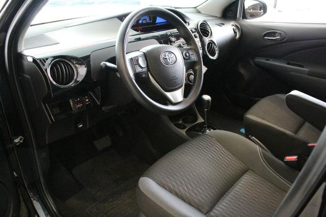 Toyota Etios 1.5 XS Sedan - Oportunidade - Foto 4