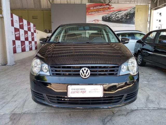 Volkswagen 2012/2013 polo sedan 1.6 Flex completo ótimo estado confira - Foto 2