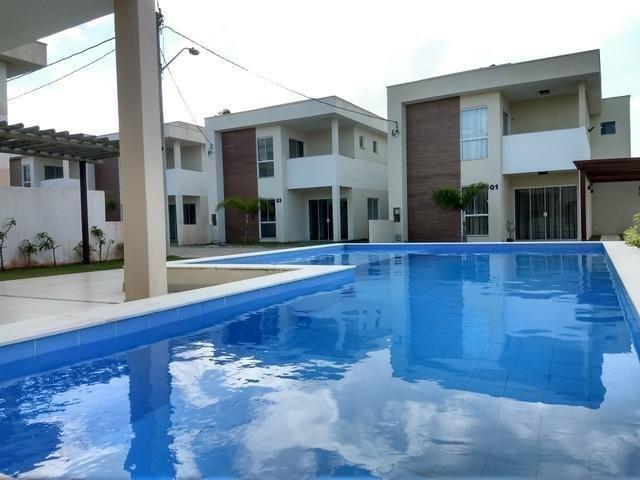 Casa em condomínio fechado com 4 suítes