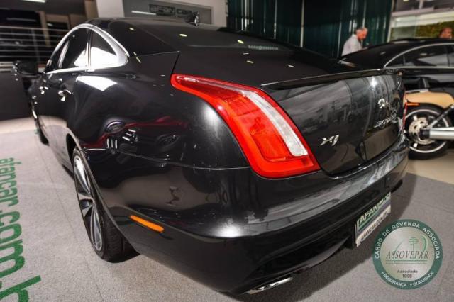 JAGUAR XJ R-SPORT SUPERCHARGED 3.0 V6 AUT./2017 - Foto 14