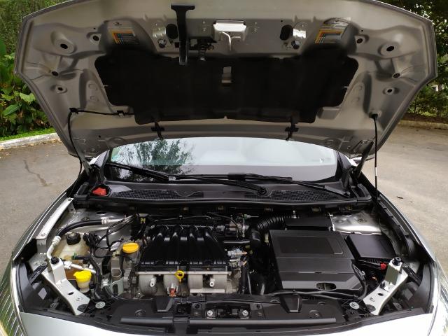 Renault Fluence 2.0 2012 com teto solar - Foto 15