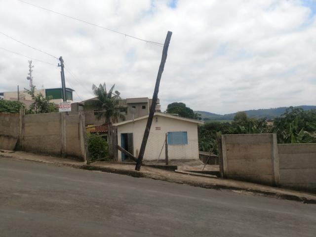 Casa à venda com 5 dormitórios em Centro, Alterosa cod:CA00515