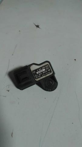 Sensor Pressão Ar Ford Transit Cód.:6C119F479AB - Foto 2