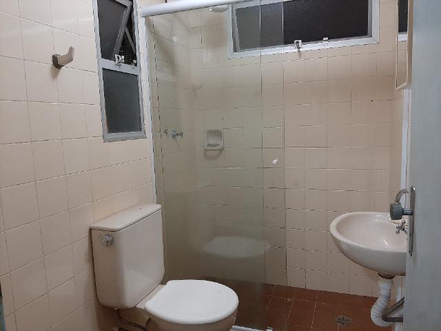 Kitnetão com Garagem e Sacada-Centro-Alugo - Foto 12