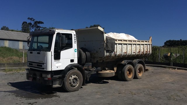 CAMINHÃO IVECO EUROCARGO 230 E 24