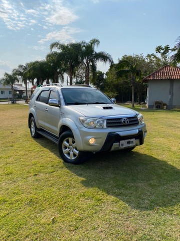 HILUX SW4