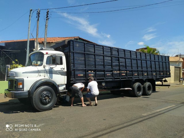 CAMINHÃO 1113, ANO 78
