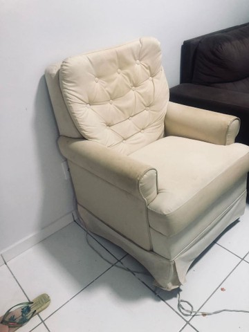 Cadeira / Poltrona de amamentação (balanço)