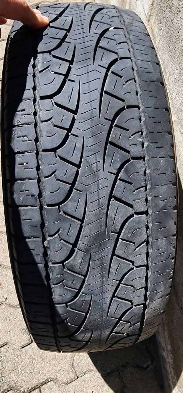 Pneu Pirelli Scorpion ATR 215/60/17 4 pneus - Foto 2