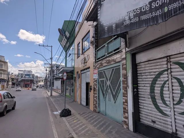 Dois Imóveis - terreno 10 x 28m