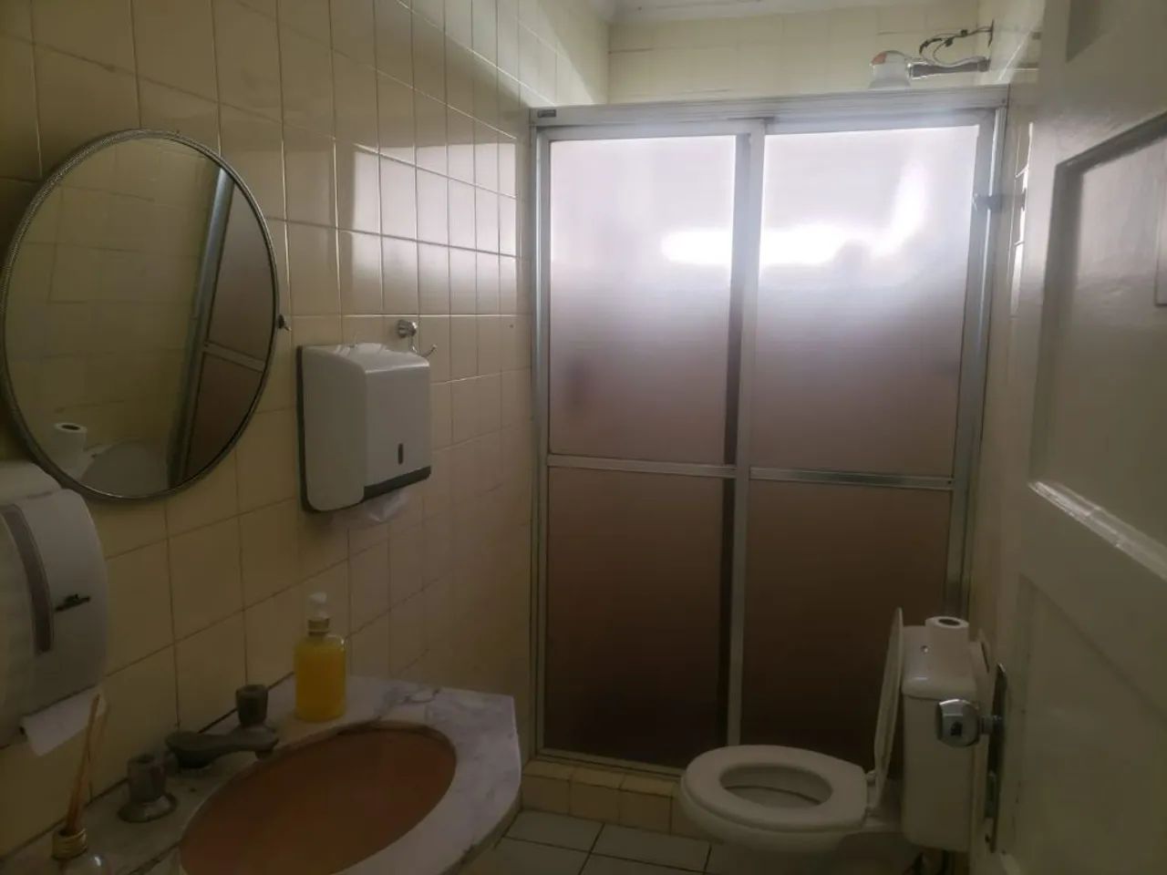 Imóvel comercial a venda com 7 salas, 3 WC's, salão comercial e 2 vagas. - Foto 11