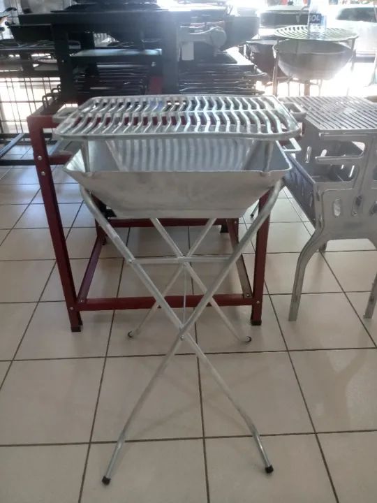 Gengis Kan retangular com suporte