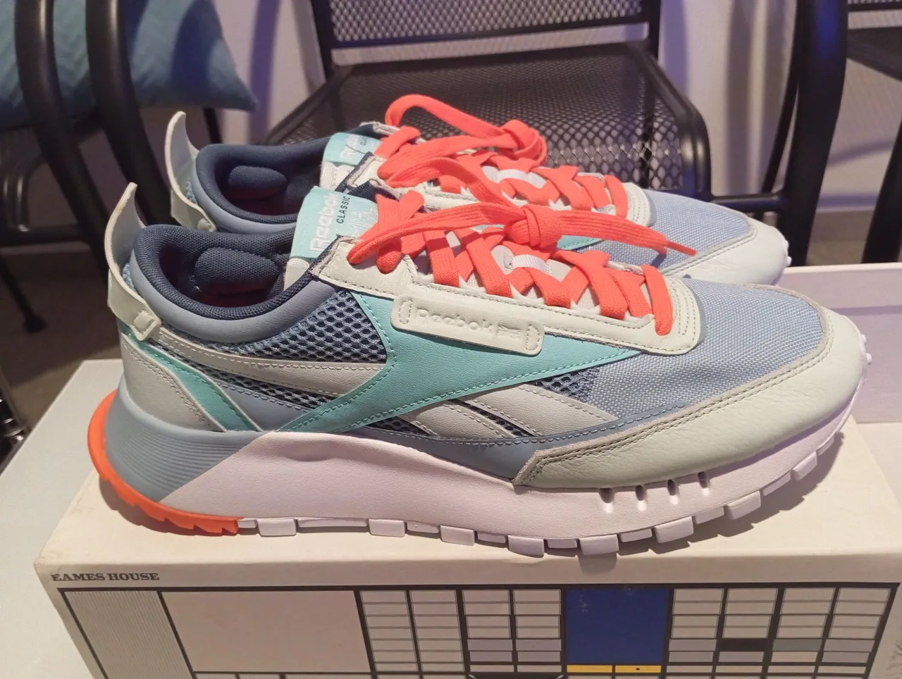 Tênis Reebok Classic Leather Legacy Azul e Branco