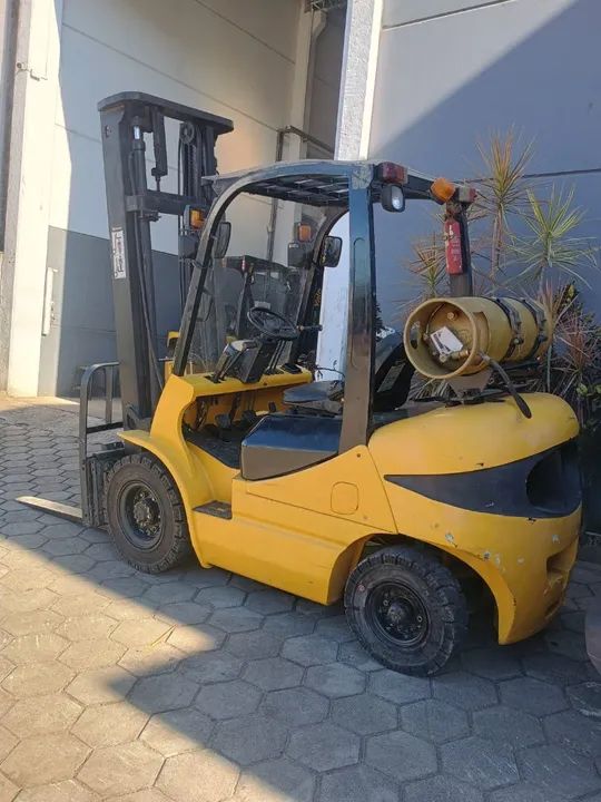 Empilhadeira  maximal 3 tonparcelo boleto - Foto 3