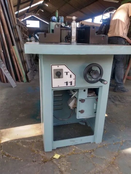 Tupia Invicta TI11 mesa 70x70 - Foto 2