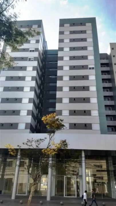 Lofts novos em região central, com 01 dormitório, sala para 02 ambientes, cozinha, área de