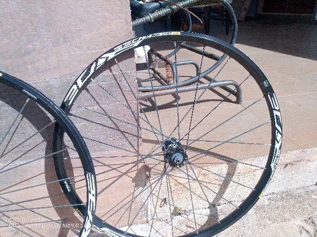 Par de rodas Mavic Cross Ride aro 26" disc em bom estado. - Foto 4