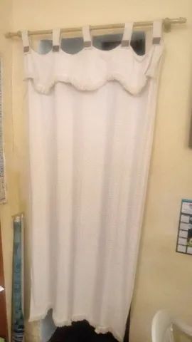 Cortinas para varão, tenho 5u, com 1,80m x 0,90m, bom estado. E outros. - Foto 2