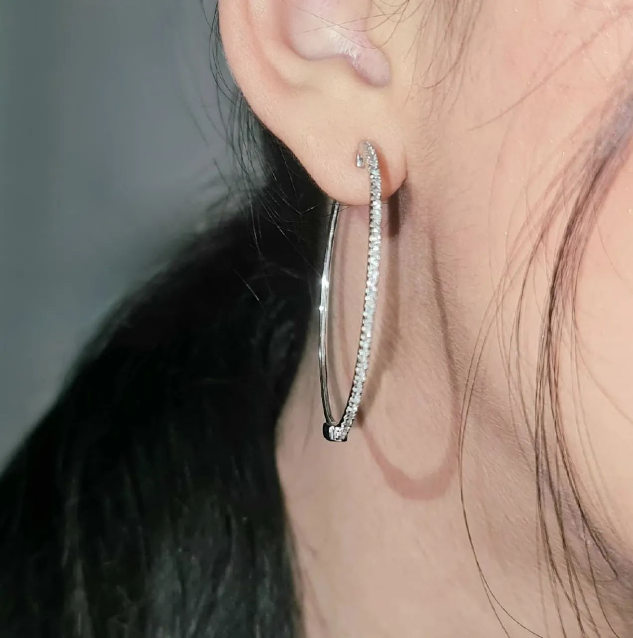  Argolas em Ouro 18k com diamantes Vivara - Foto 3