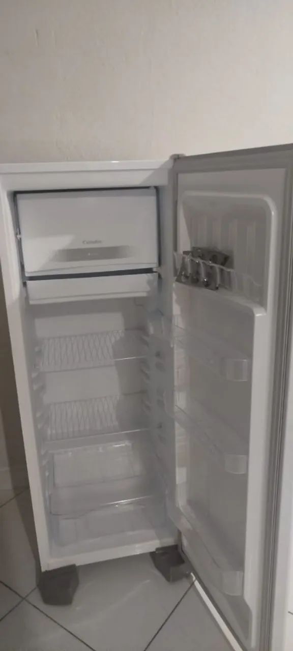 Geladeira Esmaltec - Foto 3