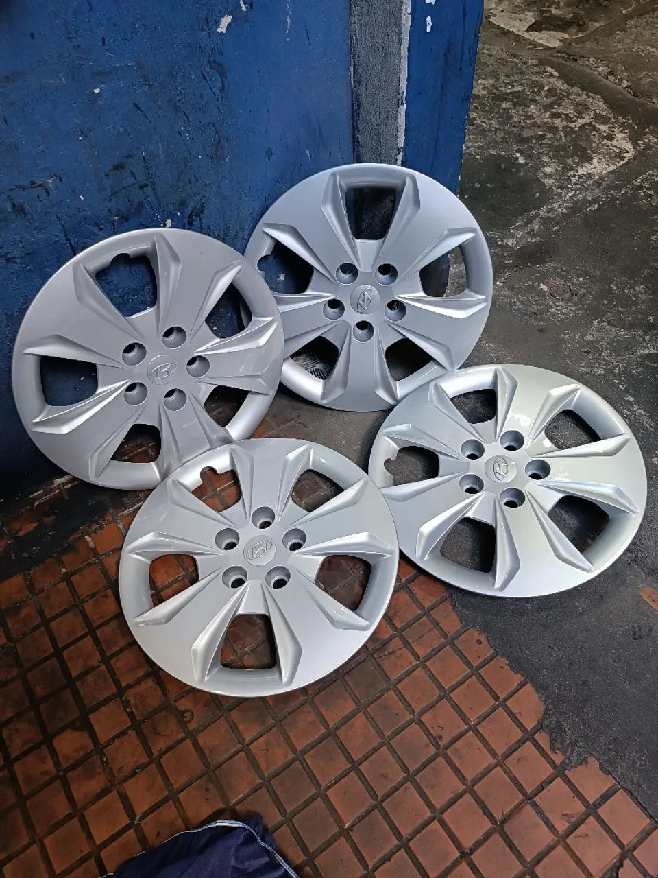 Jogo de calotas Hyundai Creta original aro 16