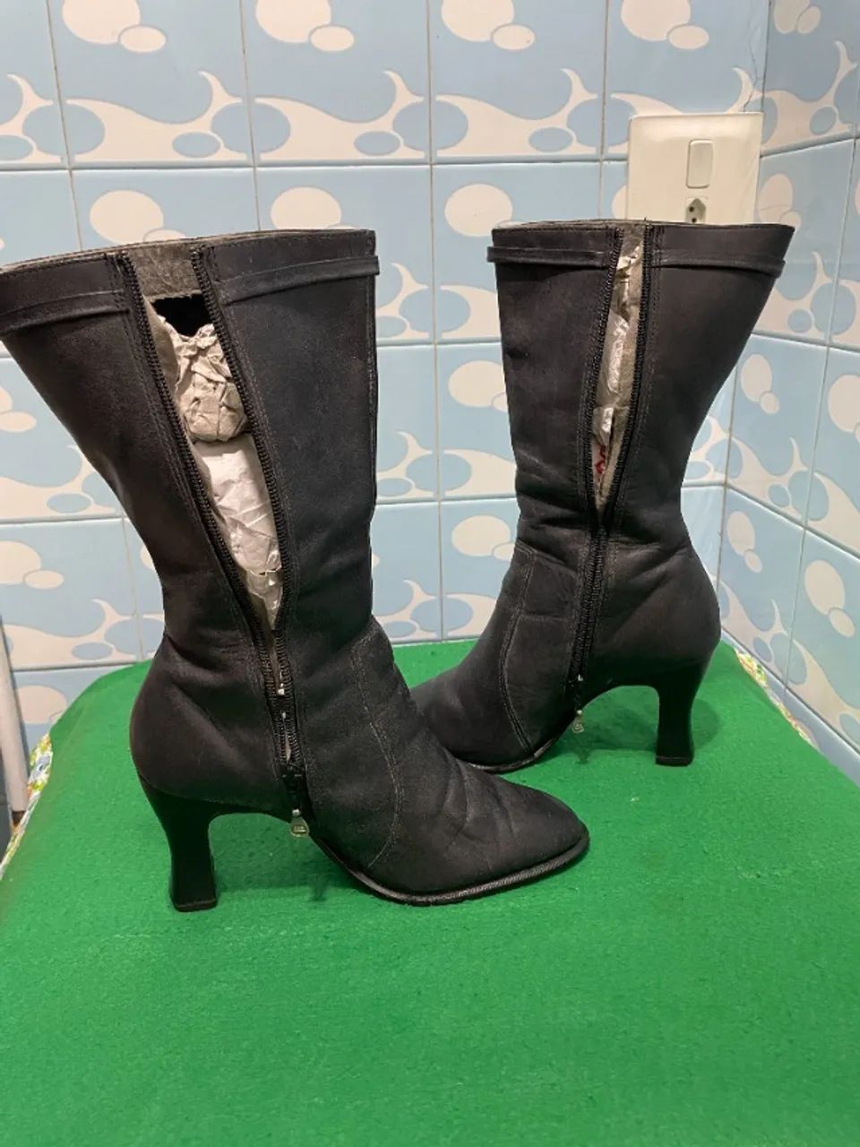 Bota Cano Médio Preta - Foto 4