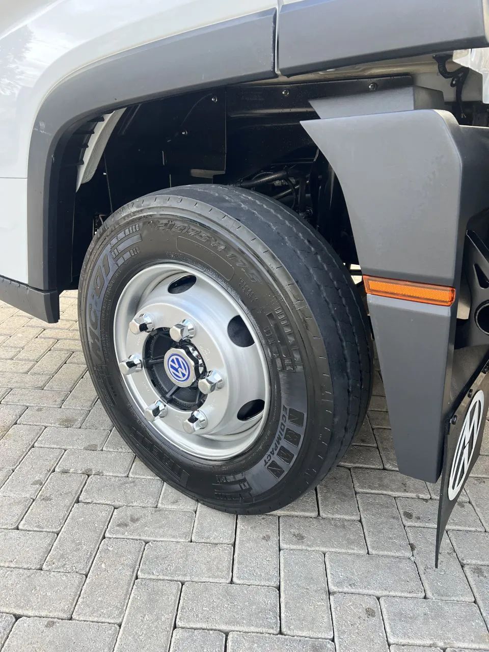  Vw 13-180 Delivery 2023 - Carroceria de 5.75 - Foto 8