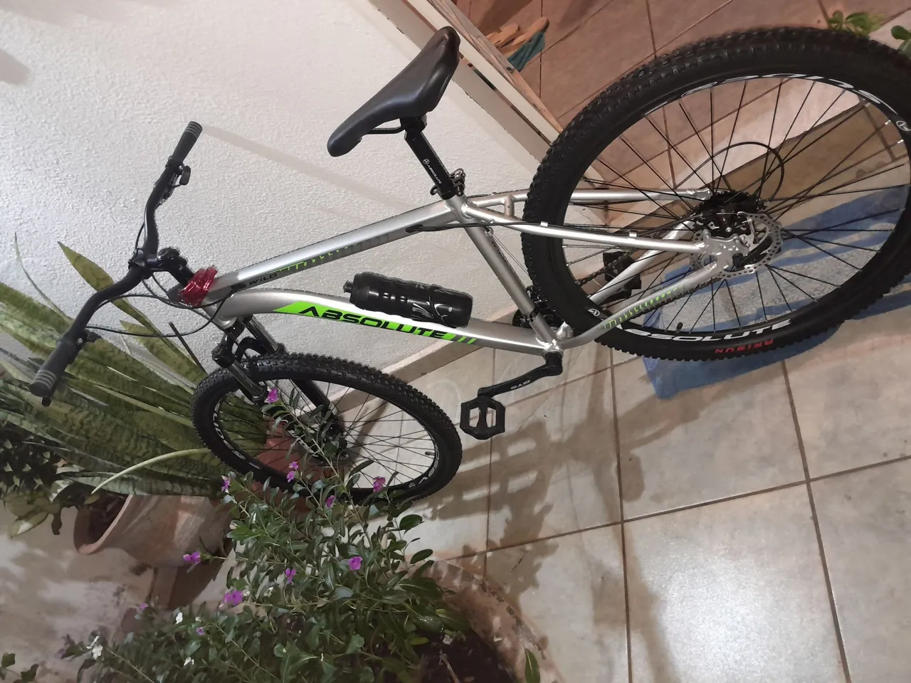 Bicicleta Aro 29 Absolute Wild - Perfeita para trilhas!