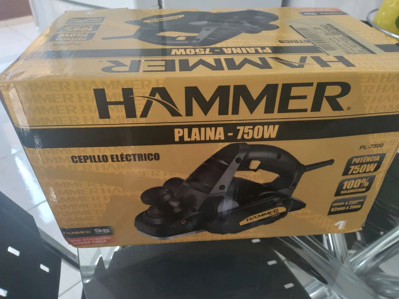 Plaina Elétrica Hammer 750W - Nova