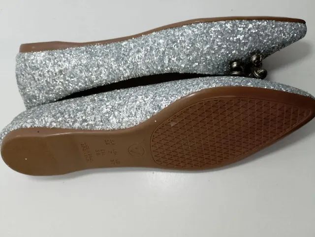 SAPATILHA VIA UNO COM GLITTER PRATEADA-TAMANHO 36. - Foto 5