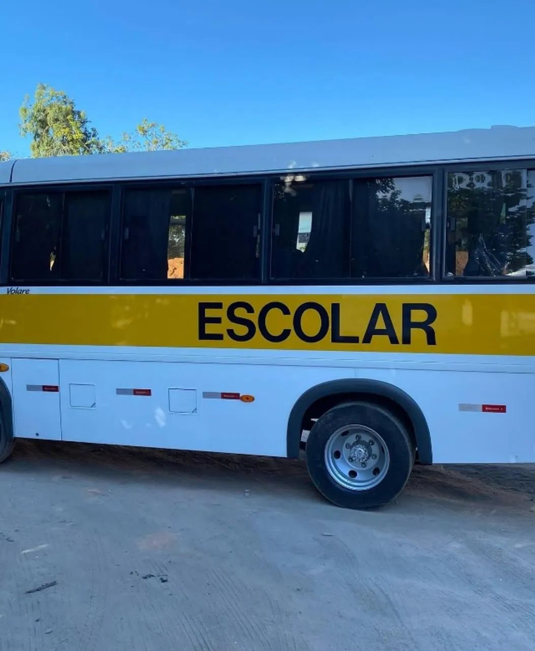 Micro ônibus Escolar Volare V6 25L Ano 2013 - Foto 4