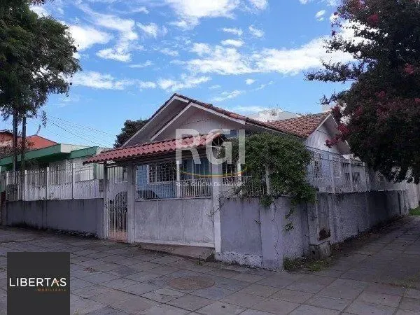 Casa para Venda - 90m², 4 dormitórios, 3 vagas - Cristal