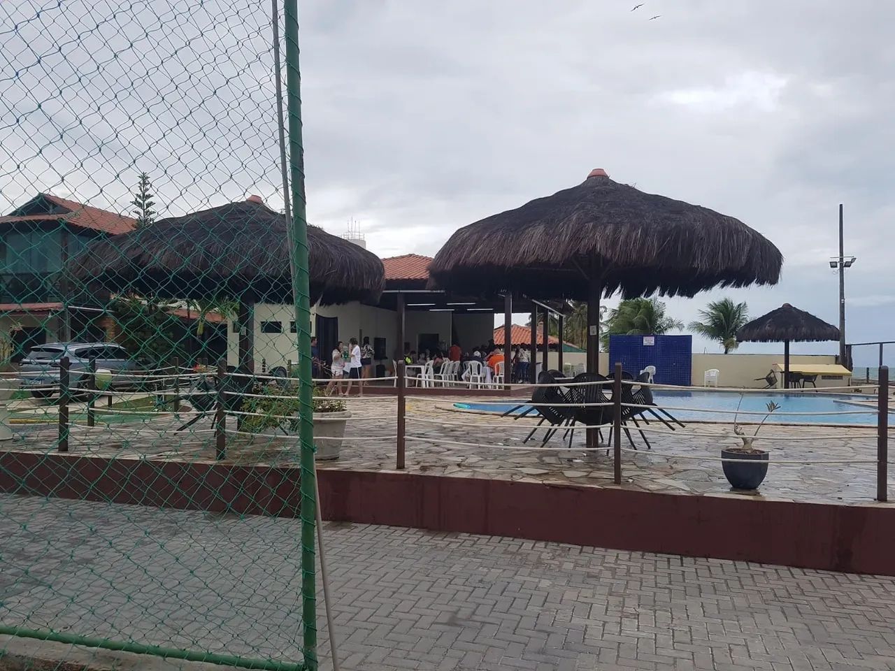 Casa de condomínio para aluguel possui 120 metros quadrados com 4 quartos - Foto 3