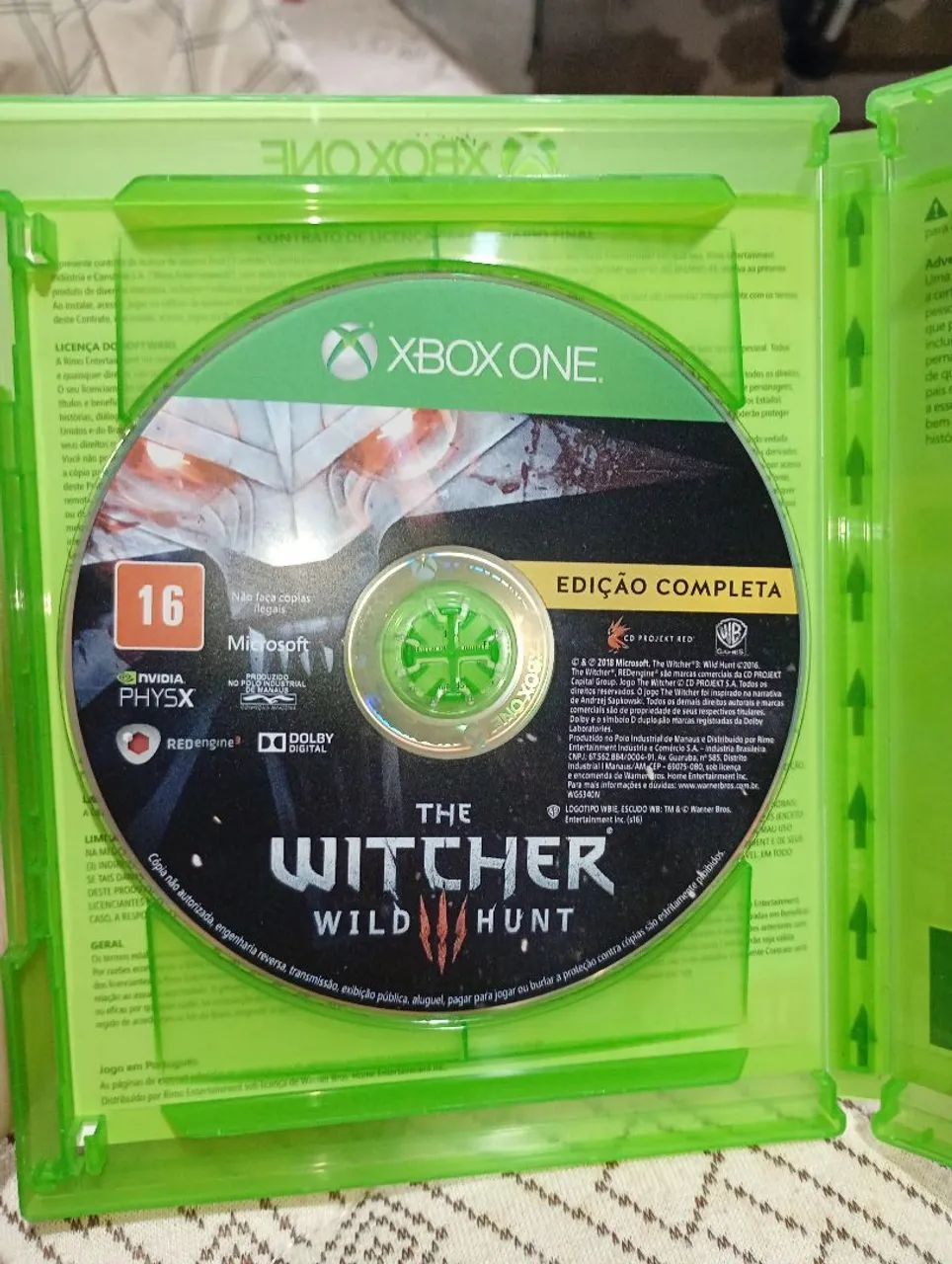 The Witcher 3: Wild Hunt - Xbox One instalado apenas duas vezes no console  - Foto 3