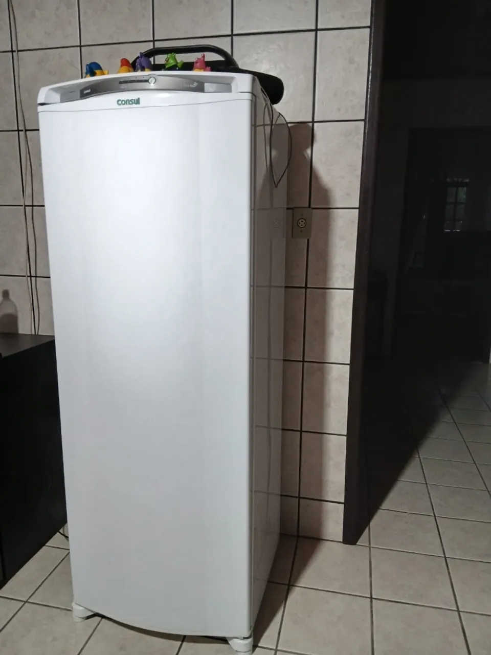 Geladeira Consul Frost Free - 245L