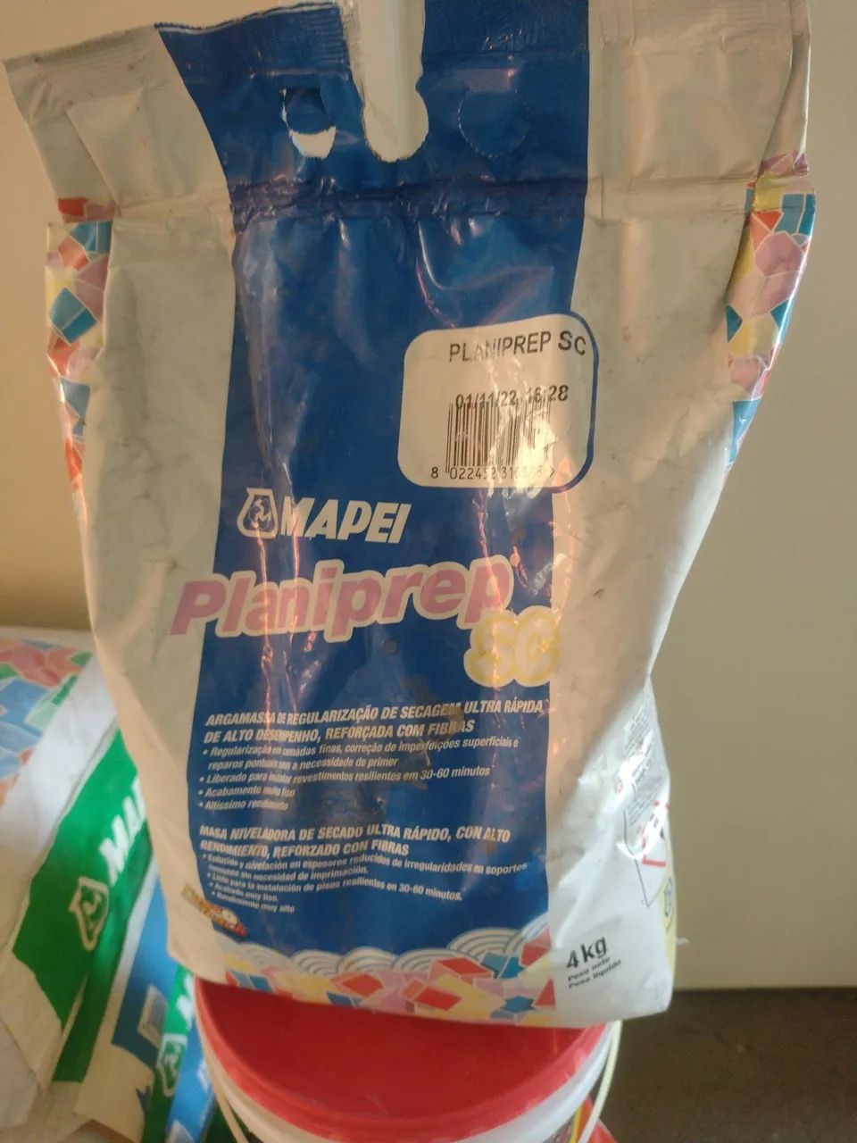 Self-leveling leveling mortar64276663190657122
