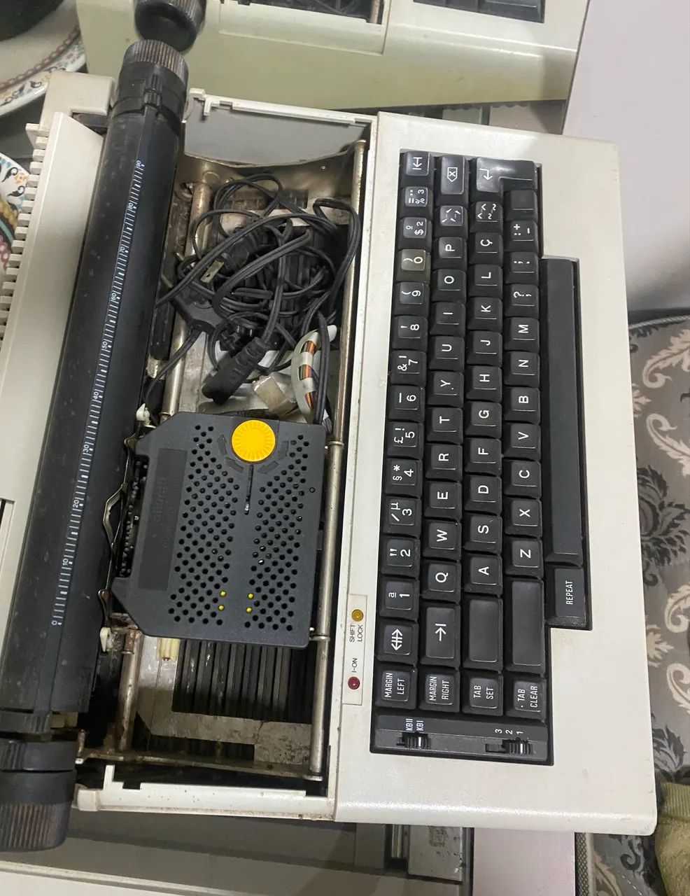 Typewriter64319319781122121