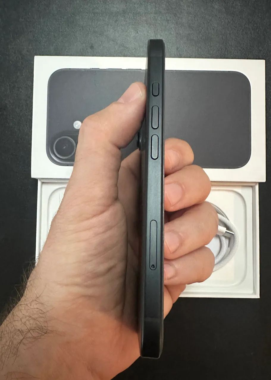 iPhone 16 Black 256GB - Bateria 100% - Garantia Apple - Celulares