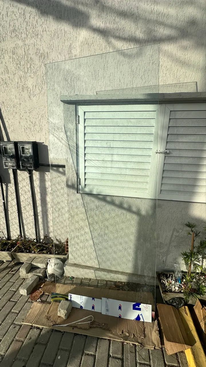 Vidro A 2.30 x L 97 - 8mm  - Foto 4