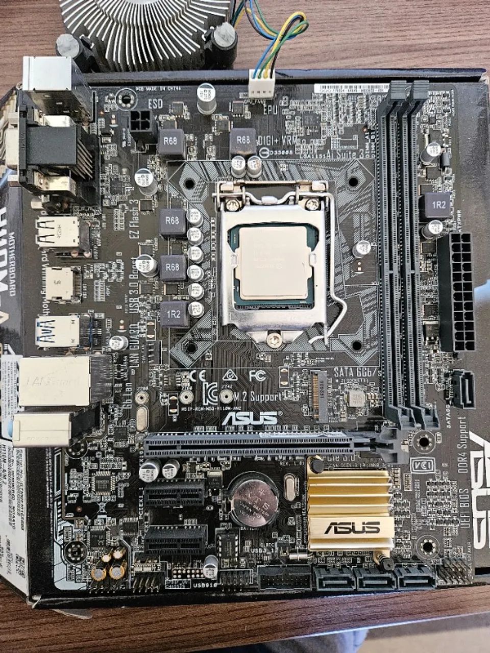 Kit I7 e placa mãe Asus H110M-A M.2 - Peças de Hardware - Cruzeiro